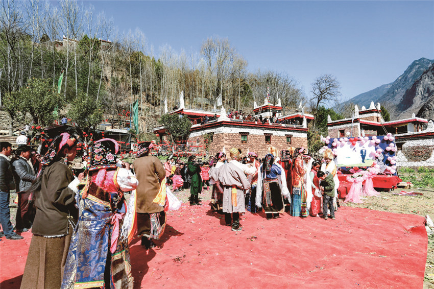 婚禮現(xiàn)場.jpg 婚禮現(xiàn)場.jpg